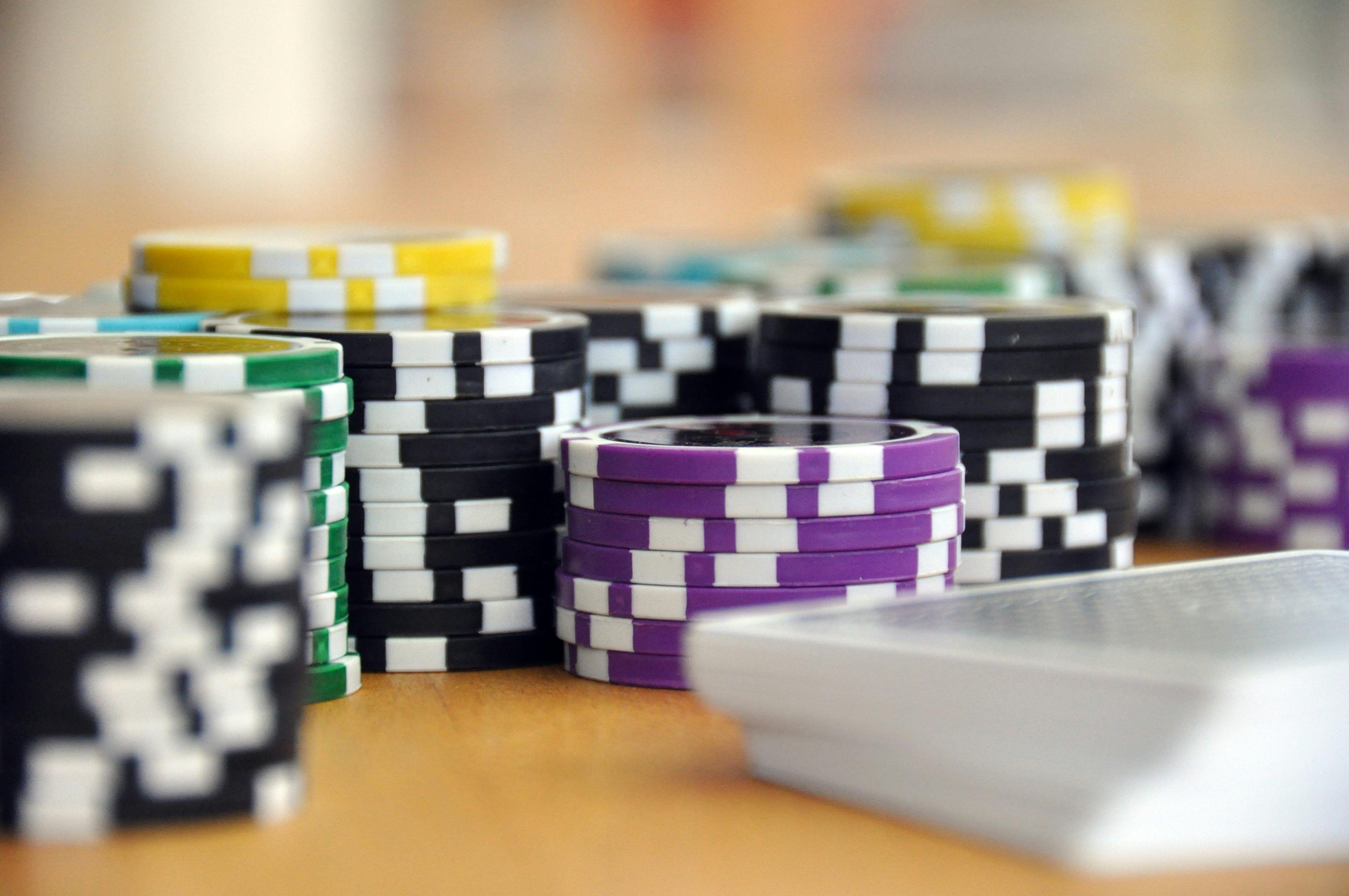 eviltoto Teroka slot dan meja terus di telefon